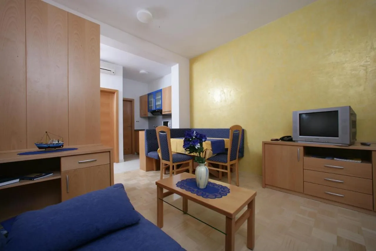 Apartments Villa Adriatica Biograd Na Moru