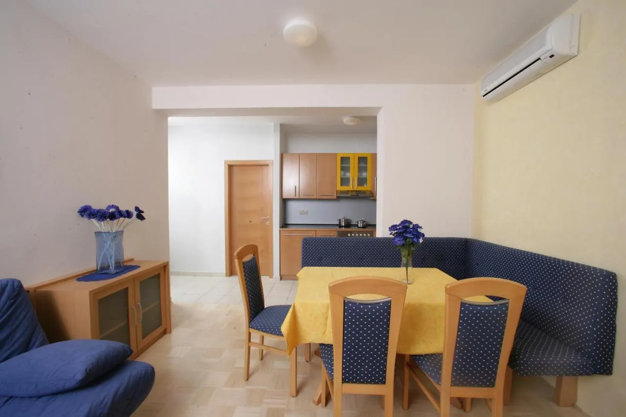 Apartments Villa Adriatica Biograd Na Moru Croatia